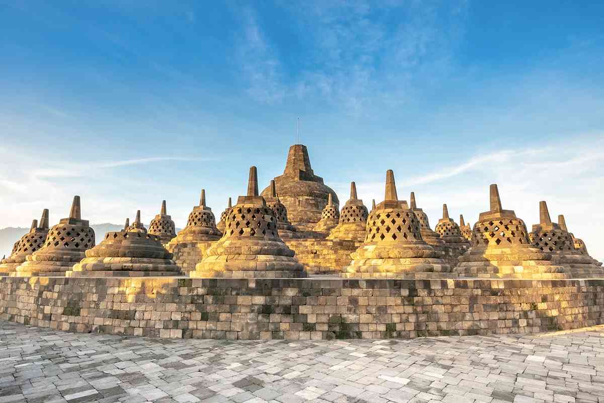 Attachment JF-borobudur.jpg